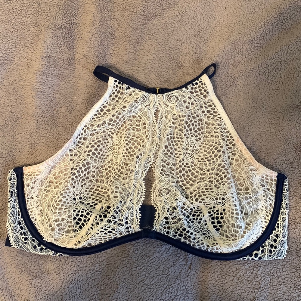 Victoria’s Secret Bra